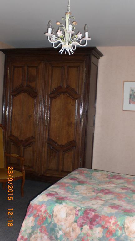 Auberge De L'Atre Quarré-les-Tombes Zimmer foto