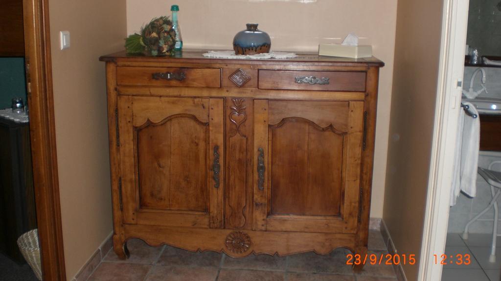 Auberge De L'Atre Quarré-les-Tombes Zimmer foto