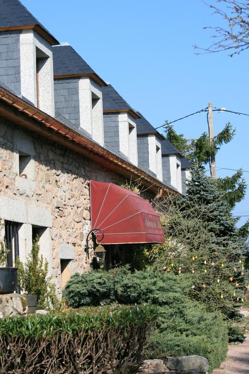 Auberge De L'Atre Quarré-les-Tombes Exterior foto